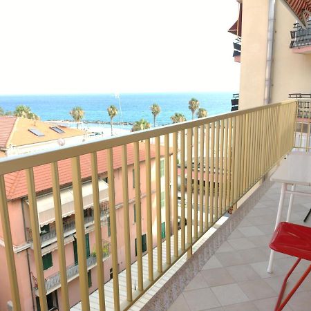 벤티밀리아 Casa Fronte Mare 아파트 외부 사진