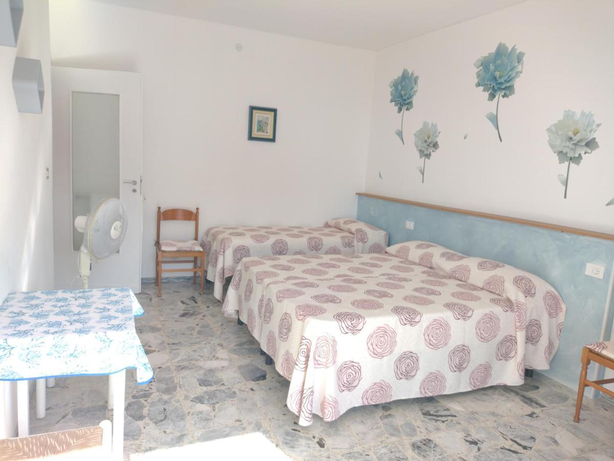 벤티밀리아 Casa Fronte Mare 아파트 외부 사진