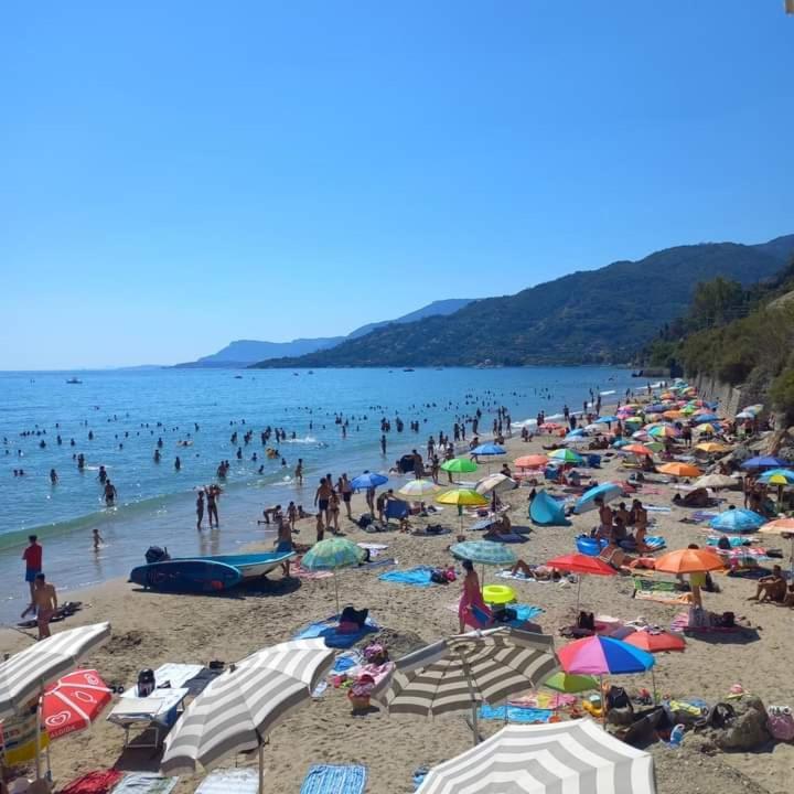 벤티밀리아 Casa Fronte Mare 아파트 외부 사진