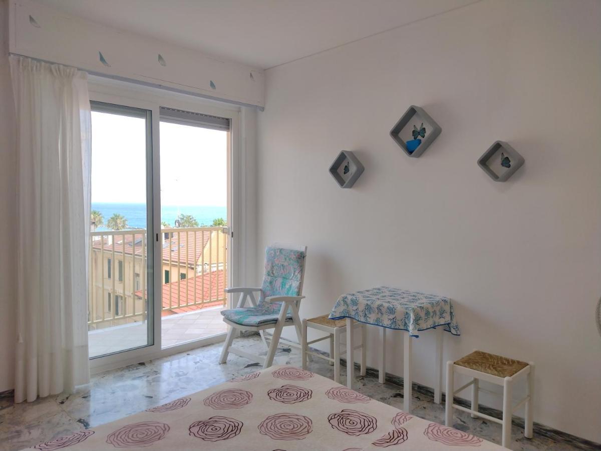 벤티밀리아 Casa Fronte Mare 아파트 외부 사진